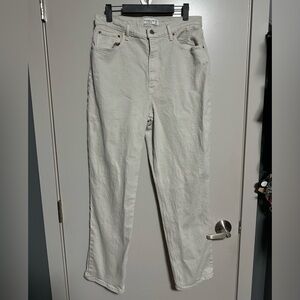 Abercrombie Curve Love “The ‘90s Straight” Ultra High Rise